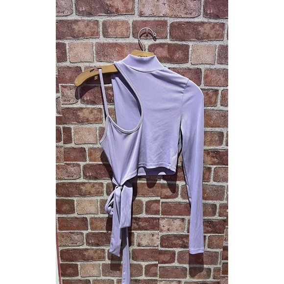 SHEIN Tops - SHEIN Women's Sz M Light Purple Off The Shoulder Half Long Slv Tie Cropped Top